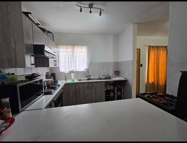 2 BEDROOM TOWNHOUSE FOR SALE IN ANNLIN